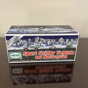 BRAND NEW-Hess 2004 Truck 40th Anniversary Sport Utility Vehicle & Motorcycles